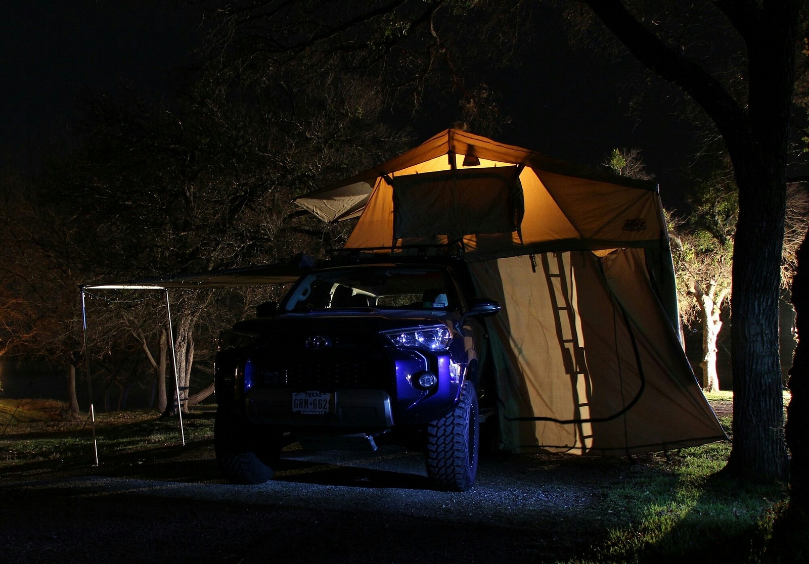 4rsidelight-1833741189.jpg
